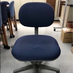 オフィスチェアーの画像