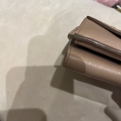 PRADA 三つ折りミニ財布