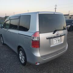 h21年、ノア！コミコミ価格！走行8万キロ！車検来年8月！乗って帰れる！の画像