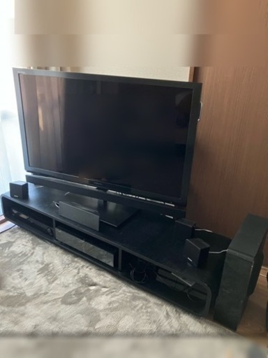 レグザREGZA46型とテレビボードと5.1ch Blu-Rayプレイヤー