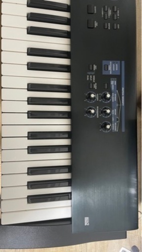 Roland Juno-D 電子ピアノ