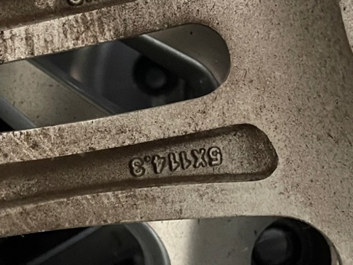 ヴェルファイア、アルファード、アルミタイヤ付き