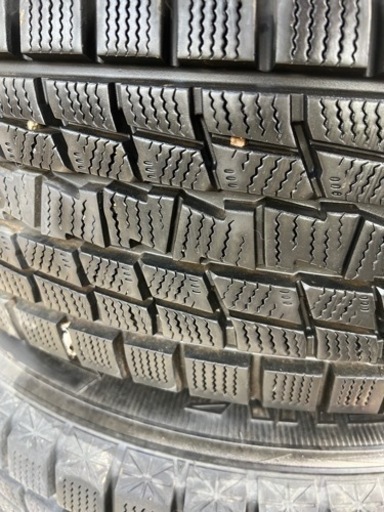 スタッドレスタイヤ