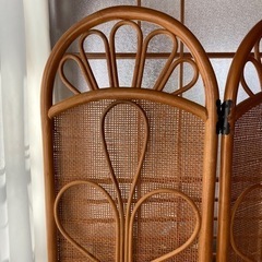 籐家具　パーテションの画像