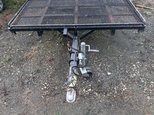 牽引トレーラー　スノーモービル　バギー　レジャーなどに