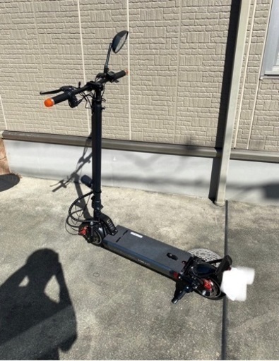 コスウェル　ev scooter 電動