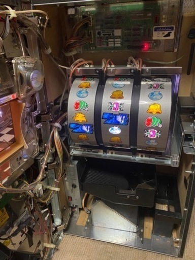 パチスロ 喰霊 零 実機 コイン不要機付き 