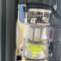 コードレス掃除機　スタンド付き　日立スティッククリーナーラクかるパワーブーストサイクロン　PV-BHL1000J (W)の画像