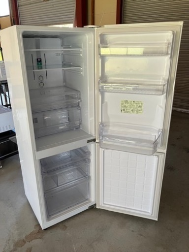 ☆冷蔵庫 シャープ 271L 2018年製