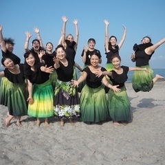 New土曜クラス🌴フラ教室 ☆生徒さん募集☆ギター 生伴奏♪の画像