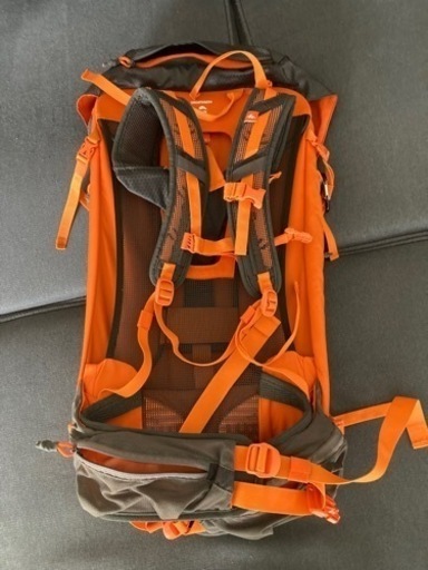 デカトロン　バックパック　ほぼ新品