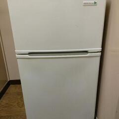 冷蔵庫（ヤマダ電機 HerbRelax RZ-C09B1)