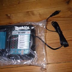 マキタ DC18RF 14.4v~18v 急速充電器【自己診断付き】の画像