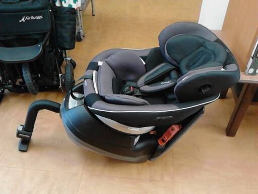 チャイルドシート　コンビ　アカチャンホンポ　ブラウン　シンプル　回転式 コンビ(Combi) の 通販｜アカチャンホンポ Online Shop