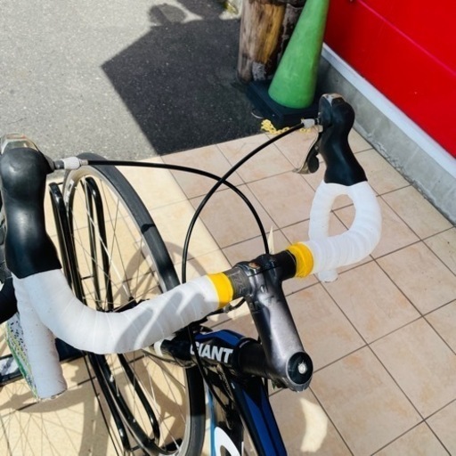 ★595　GIANT ジャイアント ロードバイク 自転車 黒ｘ青　 【リサイクルマート鹿児島宇宿店】