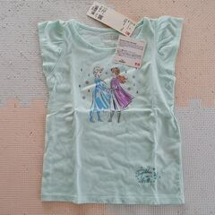 【取引中】女の子4～5歳用　雑誌・Tシャツ等セットの画像