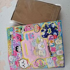 【取引中】女の子4～5歳用　雑誌・Tシャツ等セットの画像