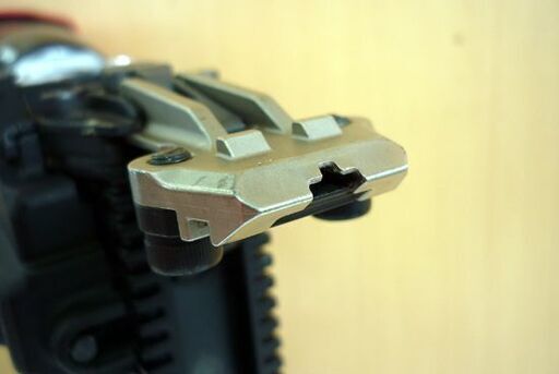 ☆動作未確認 MAX 釘打機 スーパーネイラ HA-50F3 フロアネイラ 高圧 50mm 空気圧1.2～2.3MPa マックス 内装工事 フロア工事 札幌 北20条店