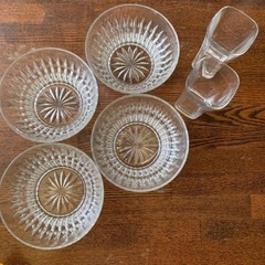 ガラス製 中鉢4個＆グラス2個セット