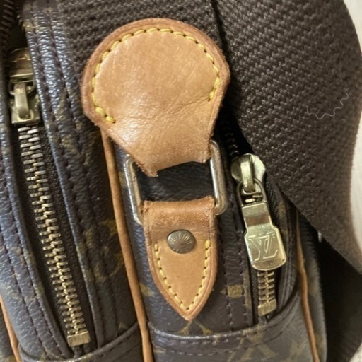 バッグ断捨離中　VUITTON リポーター