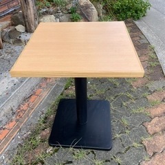 飲食店　テーブル6卓