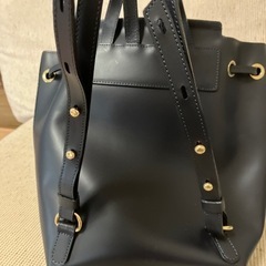 バッグ断捨離中　イタリア製コードバンのリュックネイビーの画像