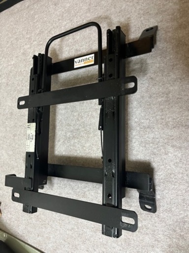 レガシィbm9 セミバケ シートレール