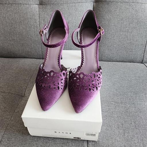 【美品】RANDA ストラップパンプス