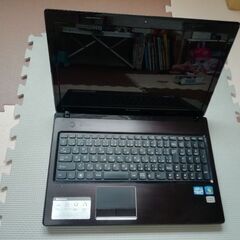 LENOVO　ノートPC　G570　キーボードが少し浮く不具合あり