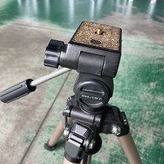 カメラの三脚　VELBON SUPER CHASER 2の画像
