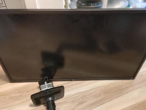 LG 32インチディスプレイ２台　モニターアーム付き