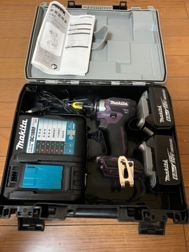マキタ　インパクトTD173D（動作確認済）