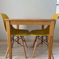 【今月処分予定】2人用ダイニングテーブル　の画像