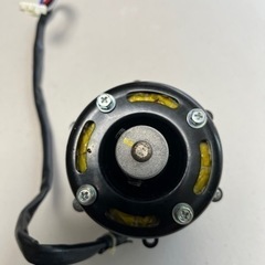 値下げ！　電動モーター　ベルト付　その1の画像