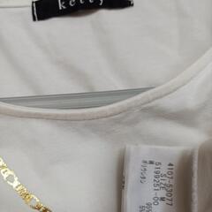 レディース　白　Ｔシャツの画像