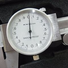 ダイヤルノギス　ステレンス製　ケース付き　測定　工具　0.02mm　ノギス　（19）の画像