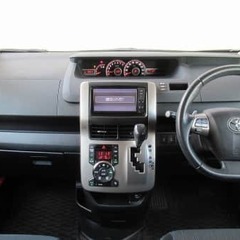 【🎵自宅で買える🎵】トヨタ　プリウス【🎵完全自社ローン🎵】の画像