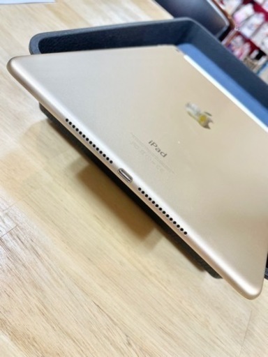 《商談中》【美品】iPad Air2 64GB