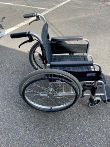 ま*ん様 自走用車椅子 （新品 未開封） ノーパンクタイヤ 自走用車椅子 ステイヤー SY22-42N 背固定式 ノーパンクタイヤ