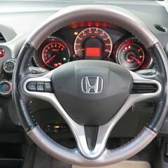 【乗り心地が良く乗りやすい車！！】　家族で乗ることが多い方はオス...