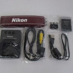 ニコン 2416万画素デジタル一眼 D3200 レンズキット 2012年モデル 未使用品の画像