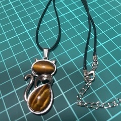 新品未使用！天然アクセサリークリスタルストーンペンダント猫のパターン