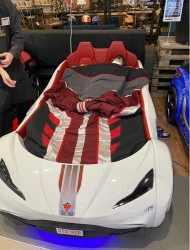 カーベッド　マットレス付き　ホワイト