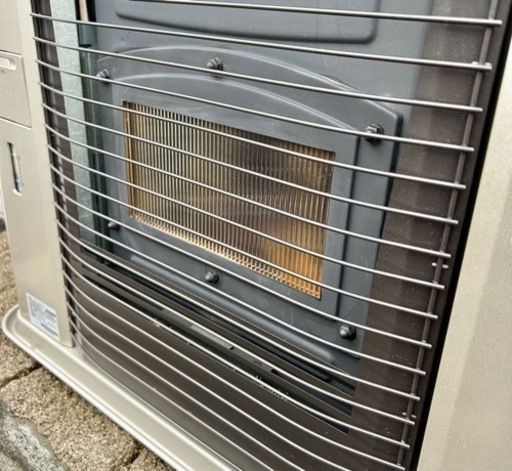 札幌市内配送可 15年製 サンポット ゼータスイング FF式床暖石油ストーブ UFH-703SX N 