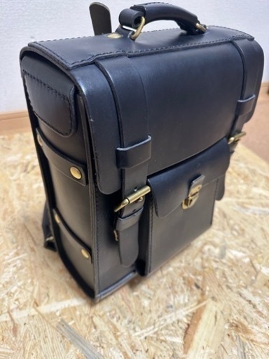 HERZ（ヘルツ）レザーリュック