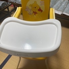 早いもの勝ち！　プーさんの子ども用テーブル椅子の画像