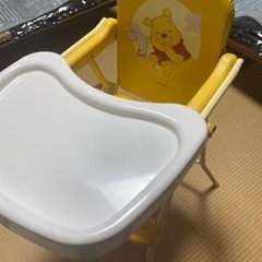 早いもの勝ち！　プーさんの子ども用テーブル椅子の画像