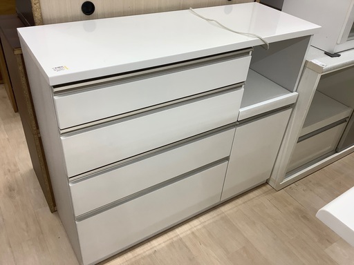 キッチンカウンターのご紹介です。j