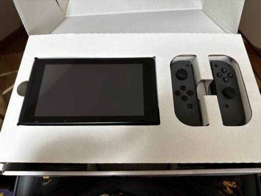 Nintendo Switch 純正プロコントローラー