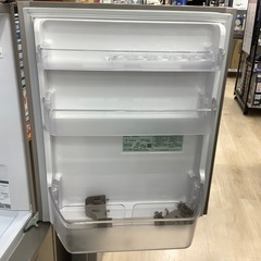 HITACHI の3ドア冷蔵庫のご紹介です